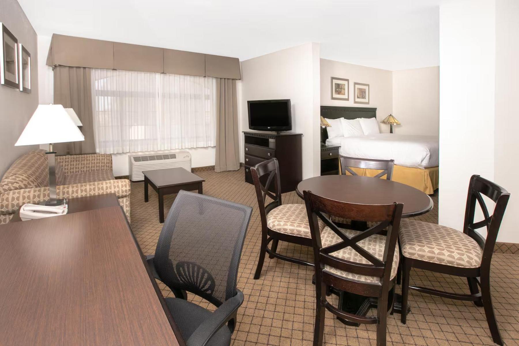 Cash Rewards Inn & Suites Roswell Exterior photo