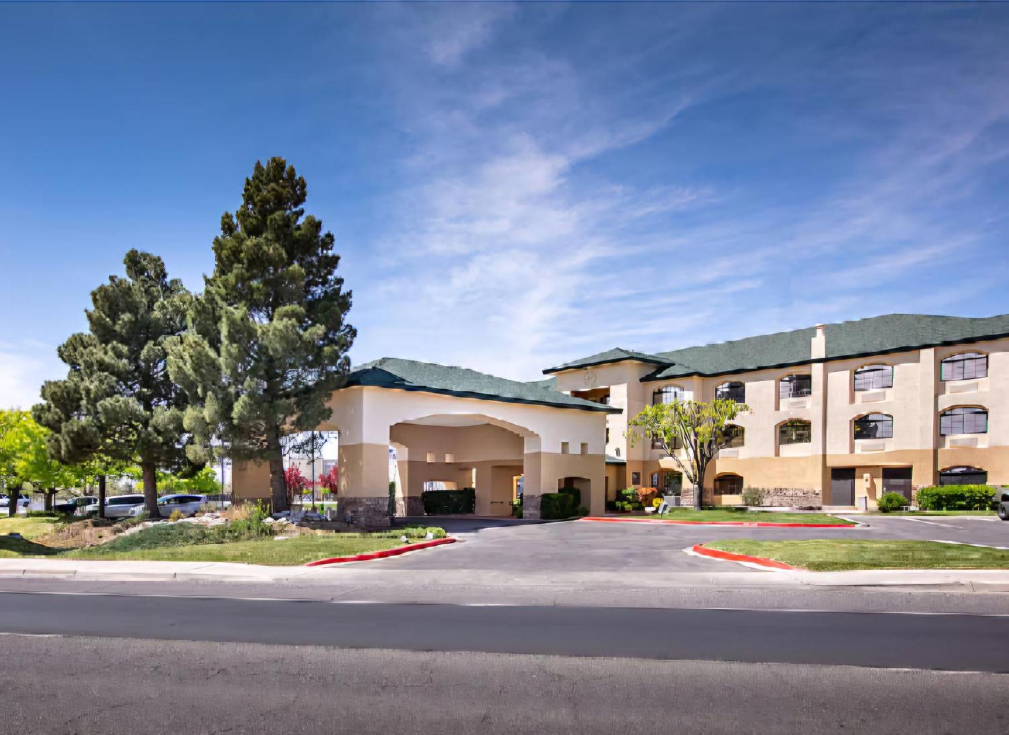 Cash Rewards Inn & Suites Roswell Exterior photo